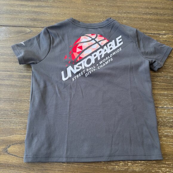 Boys Old Navy Active gray basketball t-shirt tee short sleeve top size Small 6-7 - Picture 2 of 3